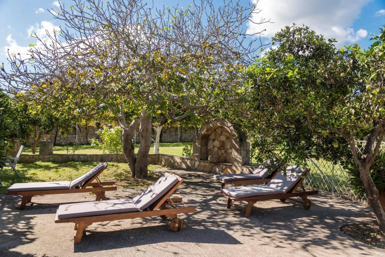 Akroyali Hotel & Villas Mési Eksteriør bilde